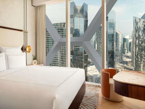 swissotel corniche park towers doha