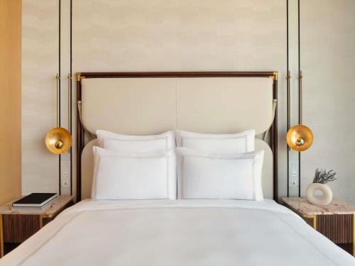 swissotel corniche park towers doha