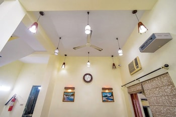 Captain's Home Stay,,2 star