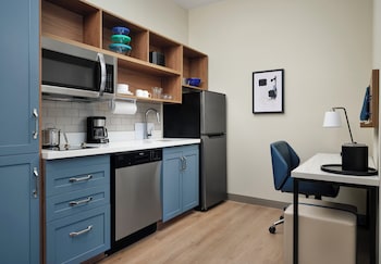 Candlewood Suites Mobile West I 65 By Ihg,,3 star