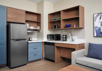 Candlewood Suites Mobile West I 65 By Ihg,,3 star