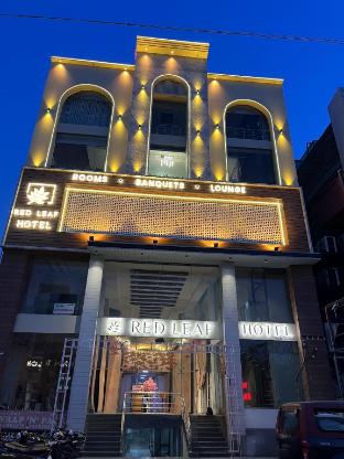 Red Leaf Hotels,,2 star