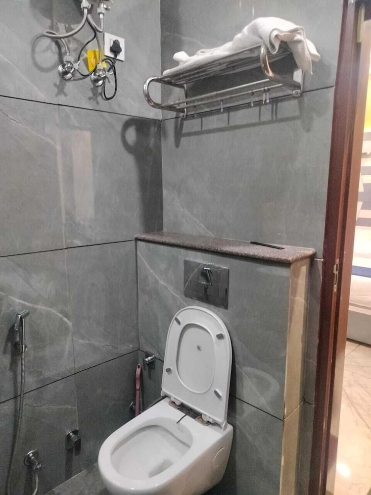 hotel river view panipat