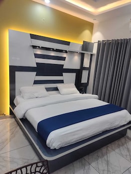 hotel river view panipat