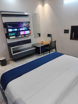 hotel river view panipat