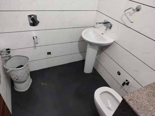 Hotel River View Panipat,,2 star