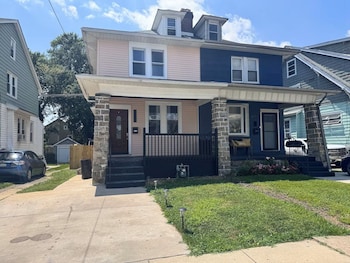 Orchard Way,518 Orchard Avenue,0 star