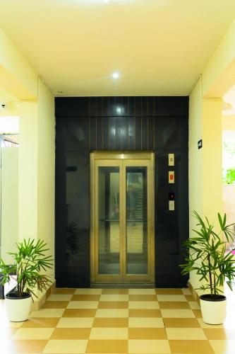 Savi Service Apartments,,2 star