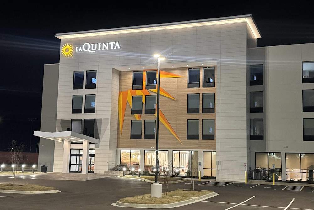 la quinta inn and suites by wyndham jackson