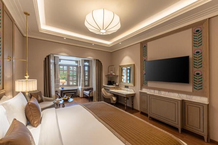 wyndham grand udaipur fateh sagar lake