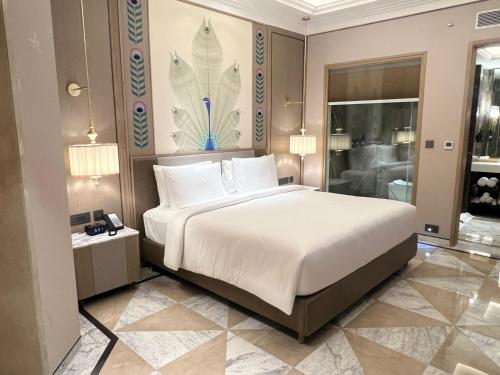 wyndham grand udaipur fateh sagar lake