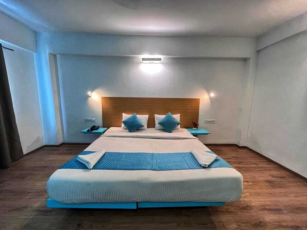 classy stay hotel sagar inn