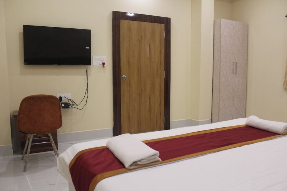 puri hotel manjulata residency