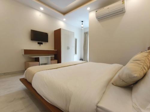 Hotel Yj Manor,,2 star