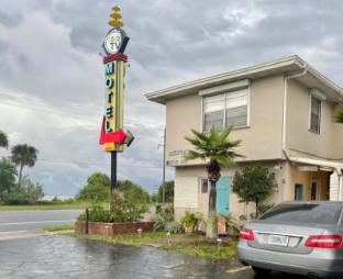 siesta motor inn by townhouse kennedy space center titusville i 95