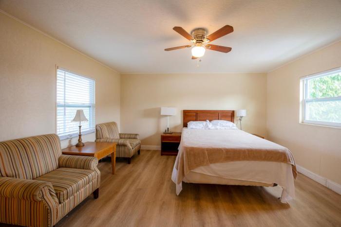 siesta motor inn by townhouse kennedy space center titusville i 95