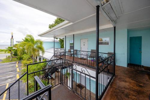 siesta motor inn by townhouse kennedy space center titusville i 95
