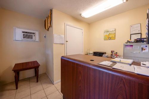 siesta motor inn by townhouse kennedy space center titusville i 95
