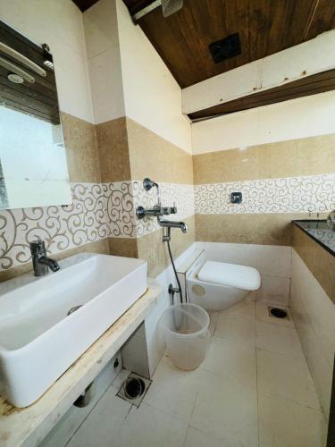 artus inn midc andheri east mumbai