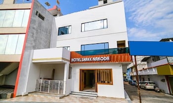 hotel shree nakoda paradise