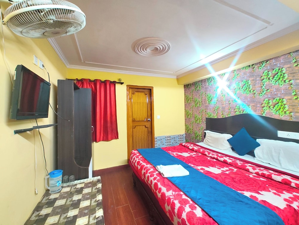 nainital hotel c residency