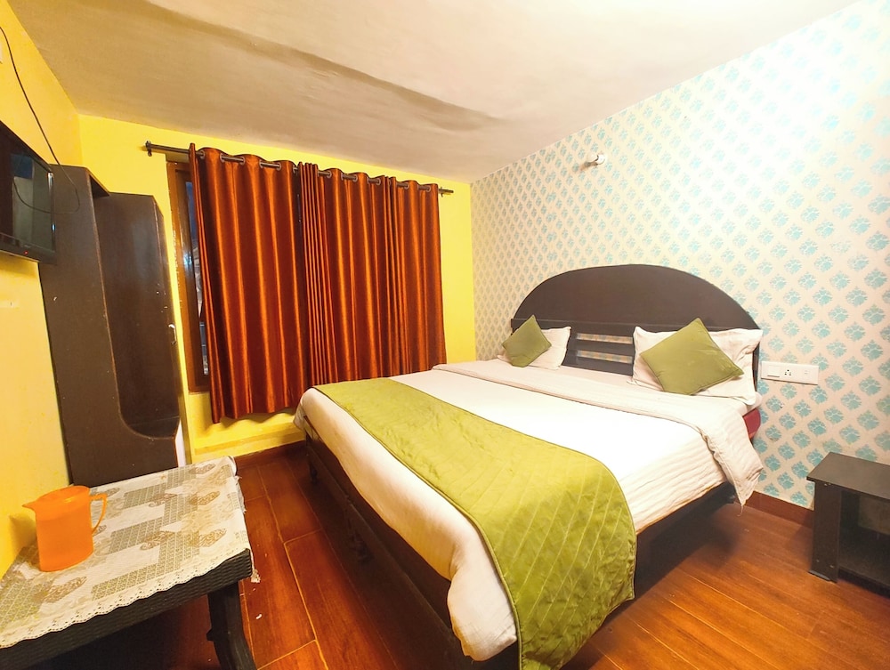 nainital hotel c residency