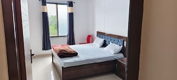 kanak hotel and restaurant