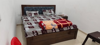 kanak hotel and restaurant