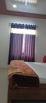 kanak hotel and restaurant