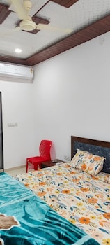 kanak hotel and restaurant