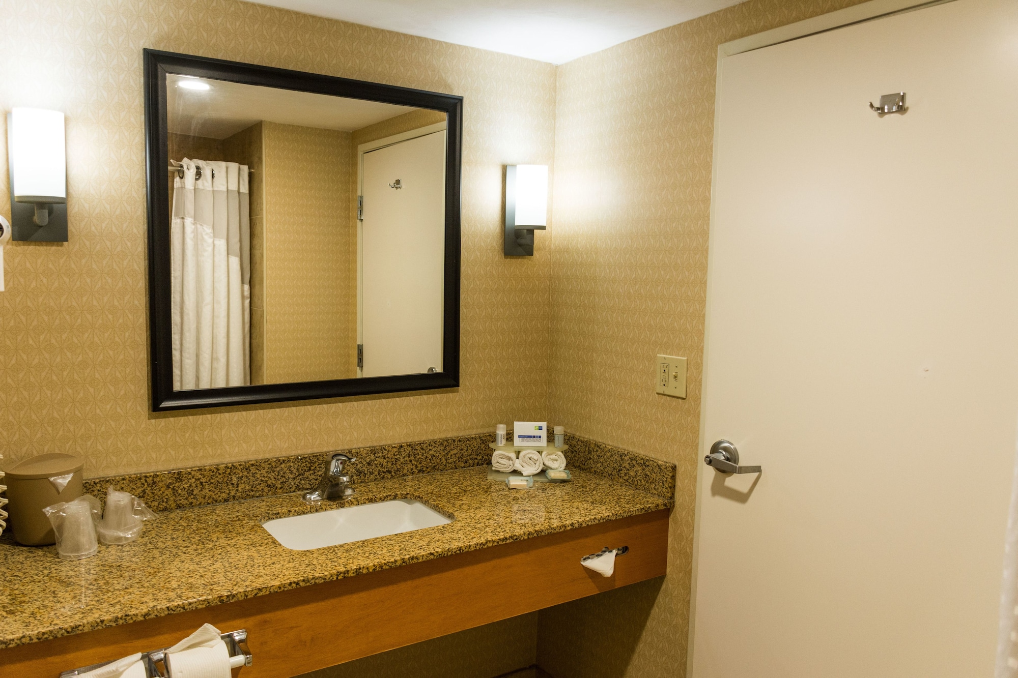 holiday inn express saltillo zona aeropuerto by ihg