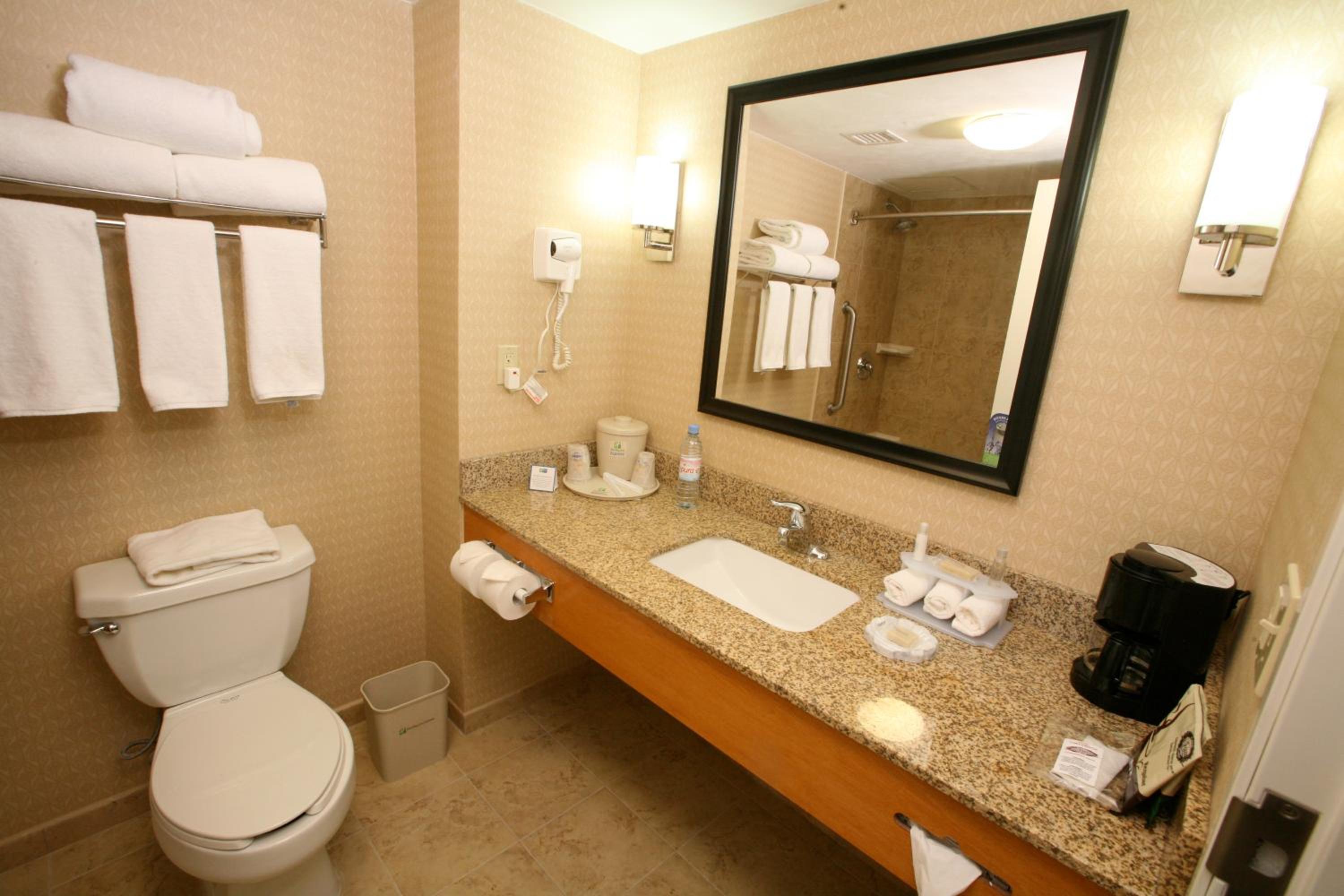 holiday inn express saltillo zona aeropuerto by ihg