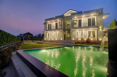 Rr Villa Mahabaleshwar,,2 star