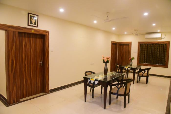 lily inn hotel