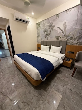 the malay comfort hotel dwarka residency