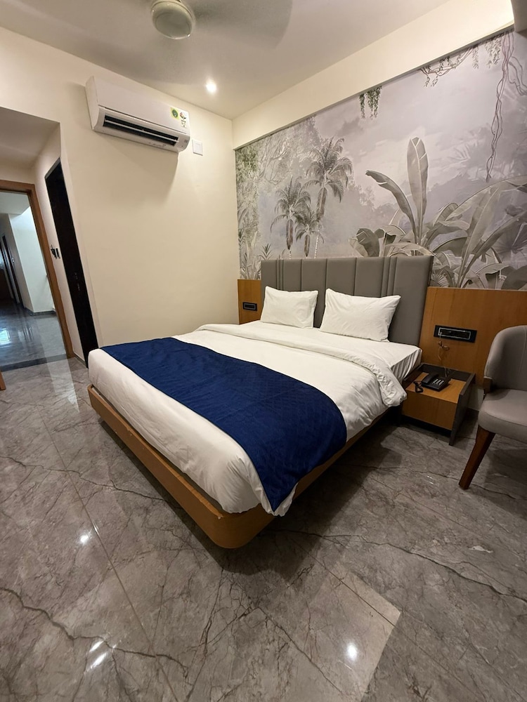 the malay comfort hotel dwarka residency