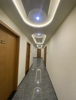 the malay comfort hotel dwarka residency