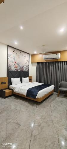 the malay comfort hotel dwarka residency