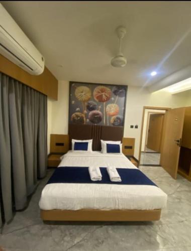 the malay comfort hotel dwarka residency