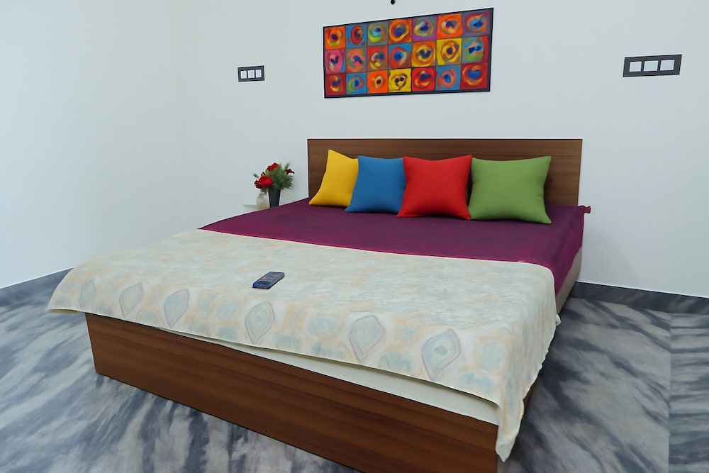 hotel shraddha palace