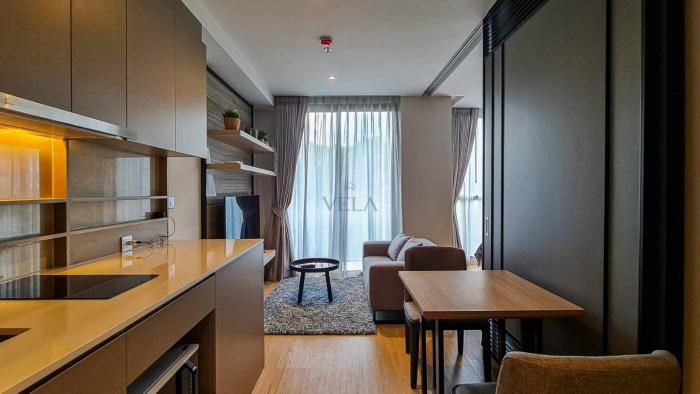 sea view room great location n