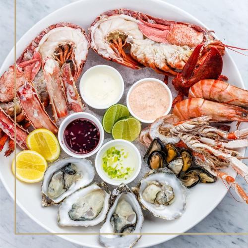 sea view room great location n