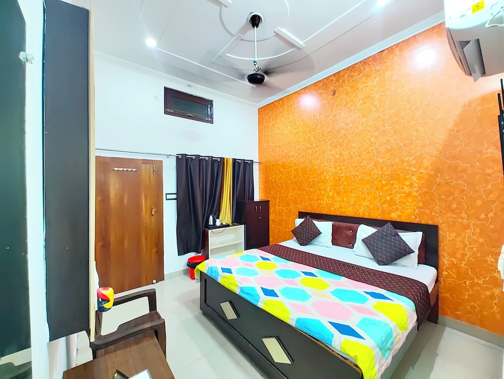 the best hotel c lucknow