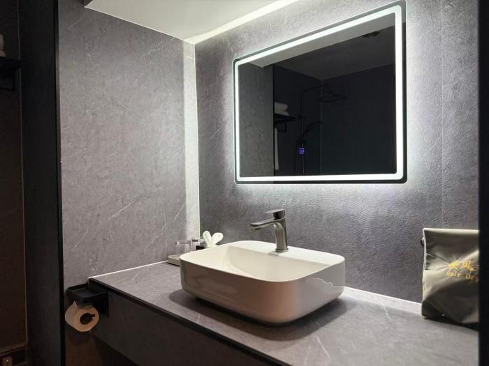 x hotel pattaya