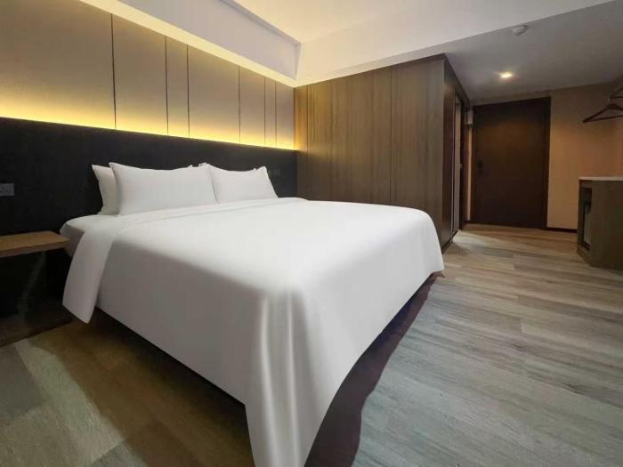 x hotel pattaya