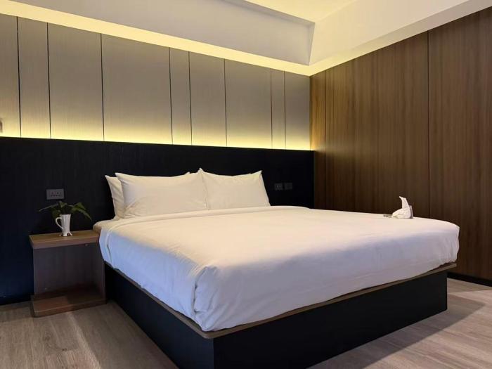 x hotel pattaya