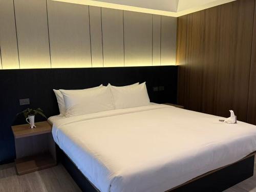 x hotel pattaya