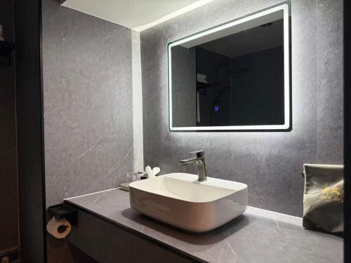 x hotel pattaya