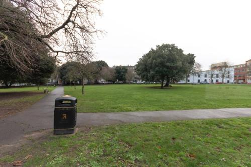 stunning chapel margate hideaway by adliv
