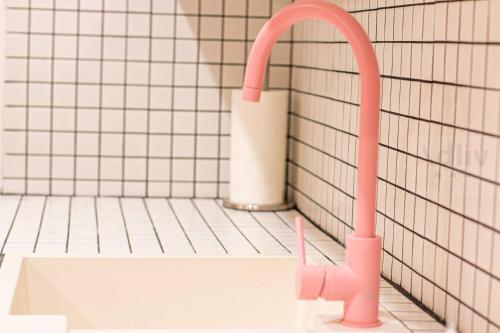 stunning chapel margate hideaway by adliv